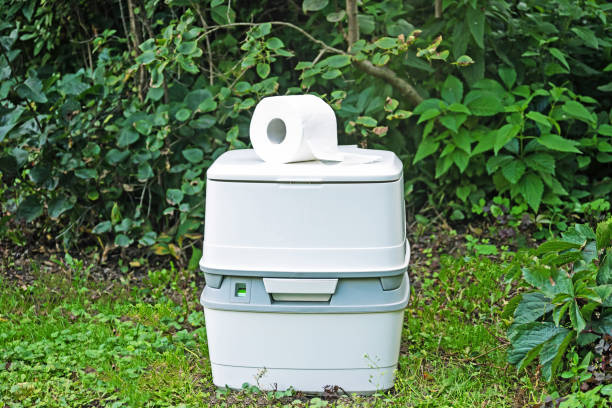 Best Portable restroom trailer rental  in Oasis, CA